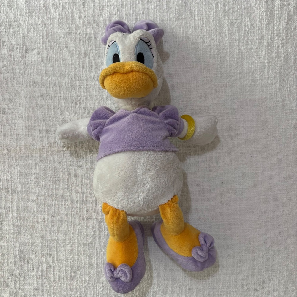 Disney Store Daisy Duck Plush Stuffed Animal Purple Outfit W818-7201-5